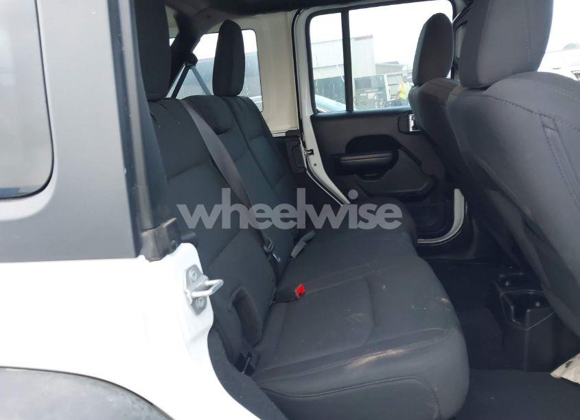 Photo 8 of 2019 Jeep Wrangler UNLIMITED SPORT S 4X4 (VIN 1C4HJXDG2KW500662)