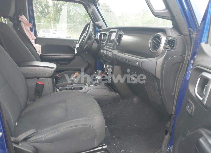 Photo 5 of 2019 Jeep Wrangler UNLIMITED SPORT S 4X4 (VIN 1C4HJXDG2KW572400)