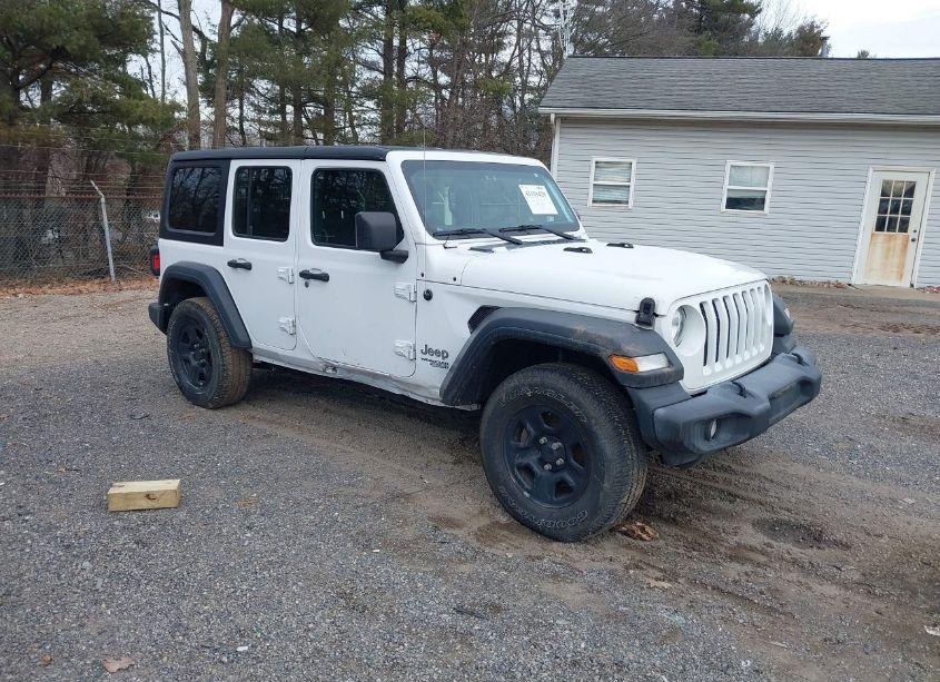 2019 Jeep Wrangler UNLIMITED SPORT 4X4 (VIN 1C4HJXDG2KW613382) main photo