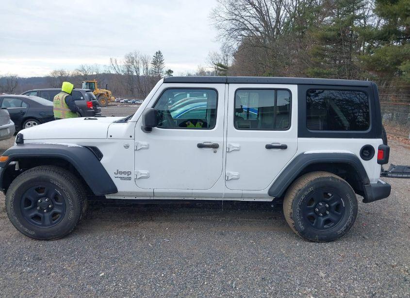 Photo 14 of 2019 Jeep Wrangler UNLIMITED SPORT 4X4 (VIN 1C4HJXDG2KW613382)