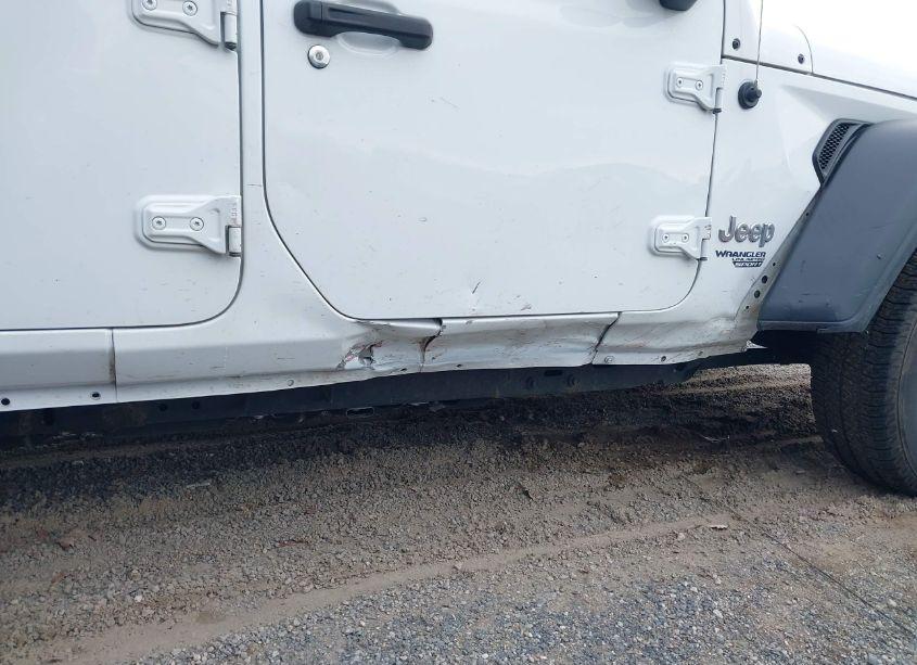 Photo 6 of 2019 Jeep Wrangler UNLIMITED SPORT 4X4 (VIN 1C4HJXDG2KW613382)