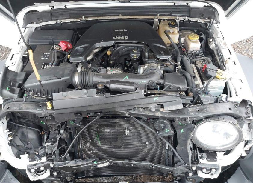 Photo 10 of 2020 Jeep Wrangler UNLIMITED SPORT ALTITUDE 4X4 (VIN 1C4HJXDG2LW187890)