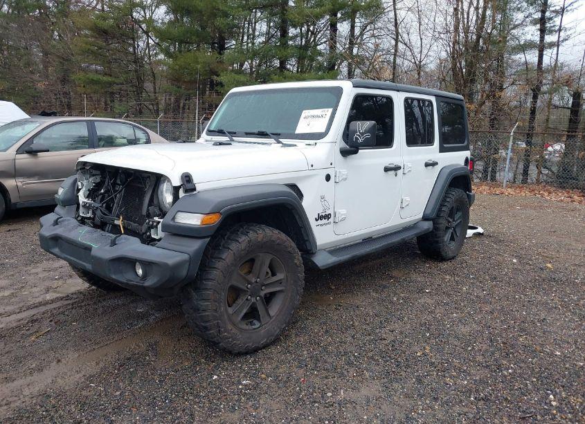 Photo 2 of 2020 Jeep Wrangler UNLIMITED SPORT ALTITUDE 4X4 (VIN 1C4HJXDG2LW187890)