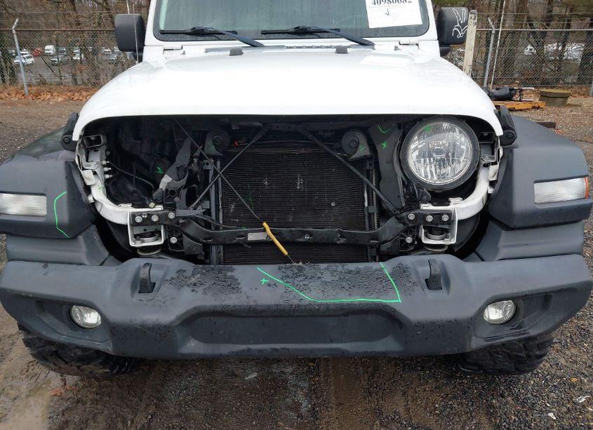 Photo 6 of 2020 Jeep Wrangler UNLIMITED SPORT ALTITUDE 4X4 (VIN 1C4HJXDG2LW187890)
