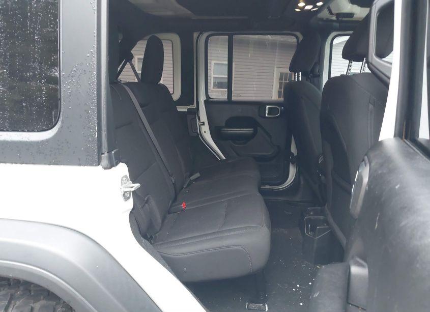 Photo 8 of 2020 Jeep Wrangler UNLIMITED SPORT ALTITUDE 4X4 (VIN 1C4HJXDG2LW187890)