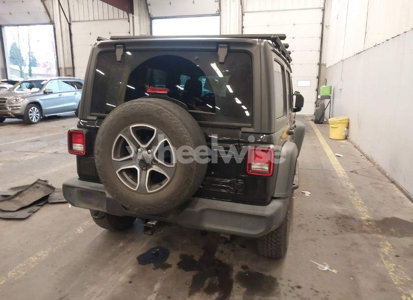 Photo 16 of 2020 Jeep Wrangler UNLIMITED SPORT S 4X4 (VIN 1C4HJXDG2LW193043)