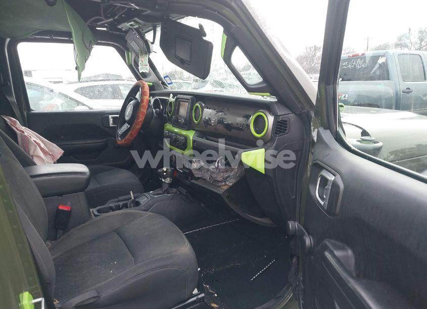 Photo 5 of 2020 Jeep Wrangler UNLIMITED SPORT 4X4 (VIN 1C4HJXDG2LW310684)