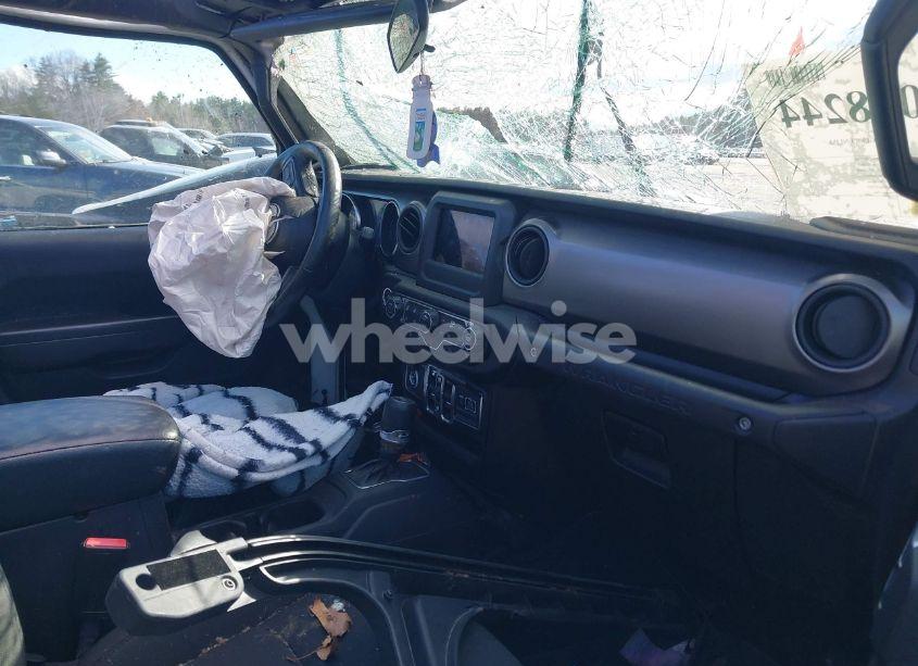 Photo 5 of 2021 Jeep Wrangler UNLIMITED SPORT S 4X4 (VIN 1C4HJXDG2MW705126)