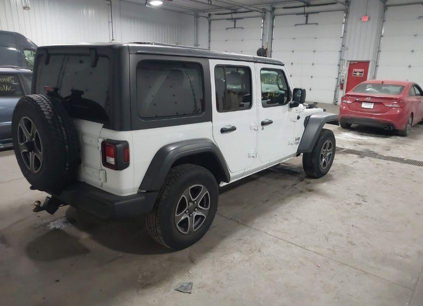 Photo 4 of 2018 Jeep Wrangler UNLIMITED SPORT S 4X4 (VIN 1C4HJXDG3JW177026)