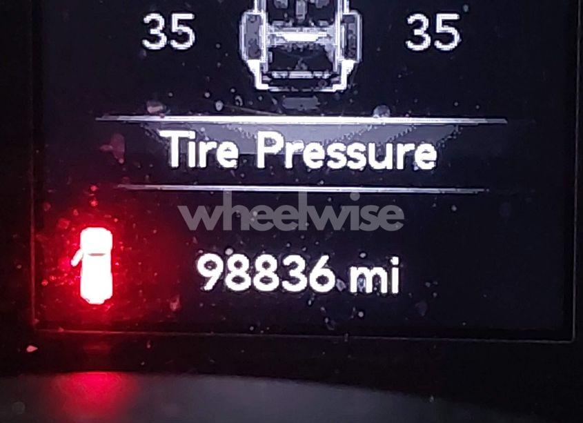 Photo 15 of 2018 Jeep Wrangler UNLIMITED SPORT S 4X4 (VIN 1C4HJXDG3JW240884)