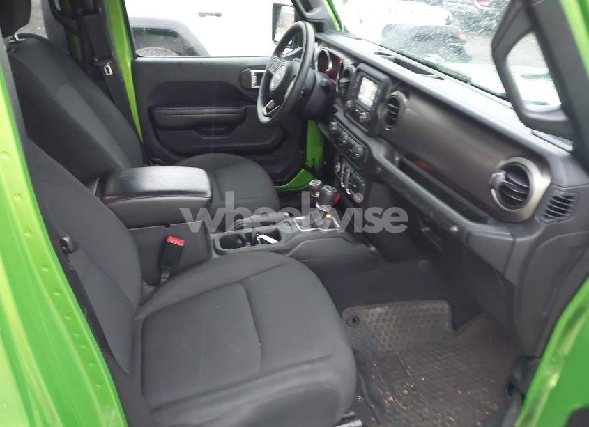 Photo 5 of 2018 Jeep Wrangler UNLIMITED SPORT S 4X4 (VIN 1C4HJXDG3JW240884)