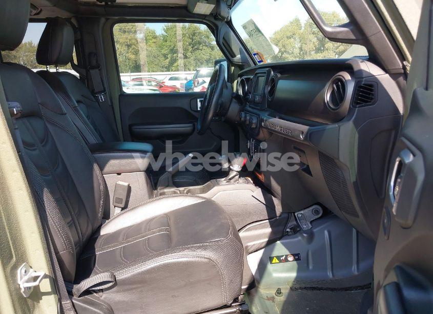 Photo 5 of 2018 Jeep Wrangler UNLIMITED SPORT S 4X4 (VIN 1C4HJXDG3JW316846)