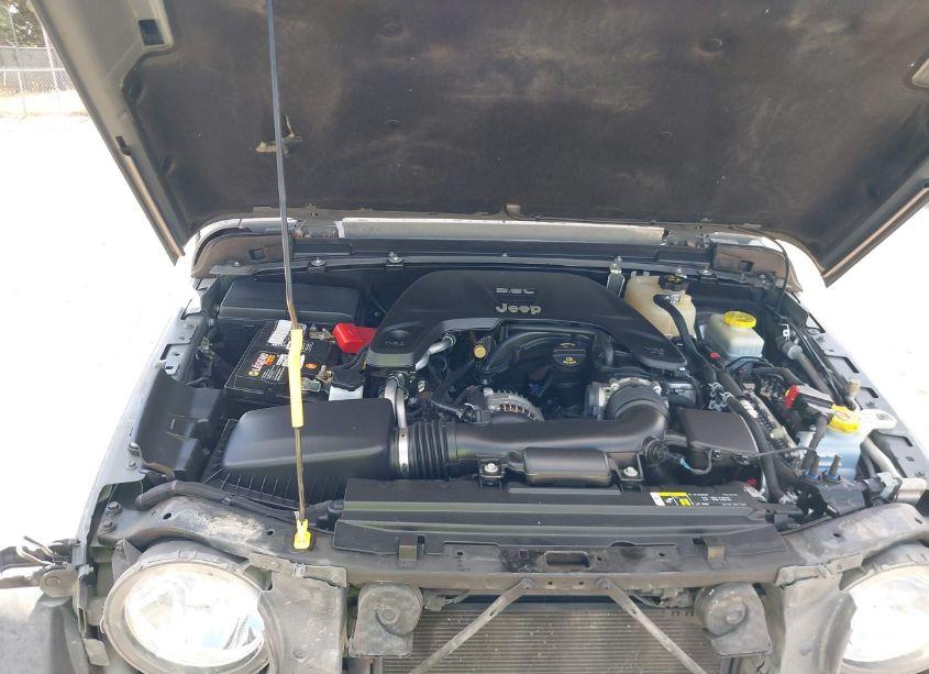 Photo 10 of 2019 Jeep Wrangler UNLIMITED SPORT S 4X4 (VIN 1C4HJXDG3KW565617)