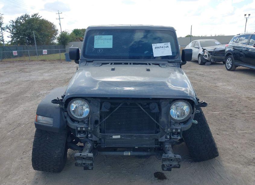 Photo 12 of 2019 Jeep Wrangler UNLIMITED SPORT S 4X4 (VIN 1C4HJXDG3KW565617)