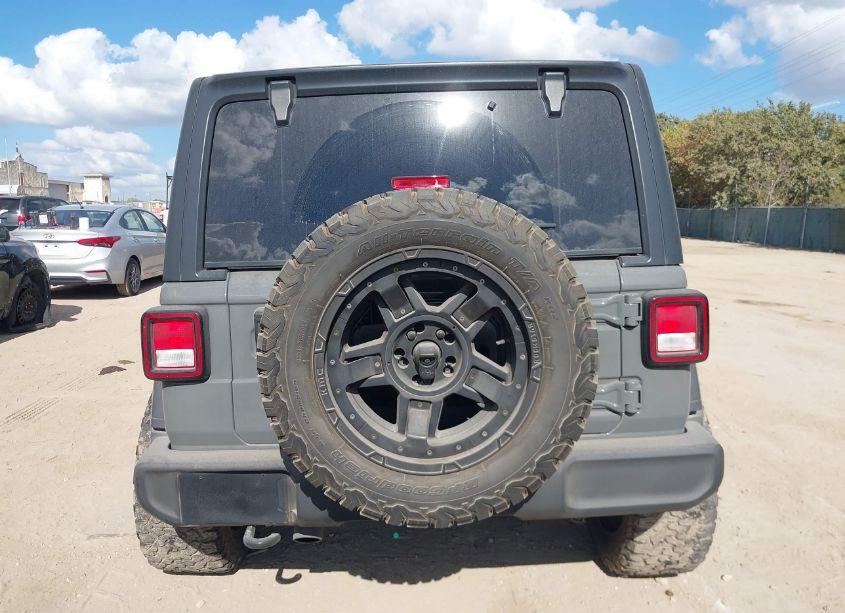 Photo 16 of 2019 Jeep Wrangler UNLIMITED SPORT S 4X4 (VIN 1C4HJXDG3KW565617)