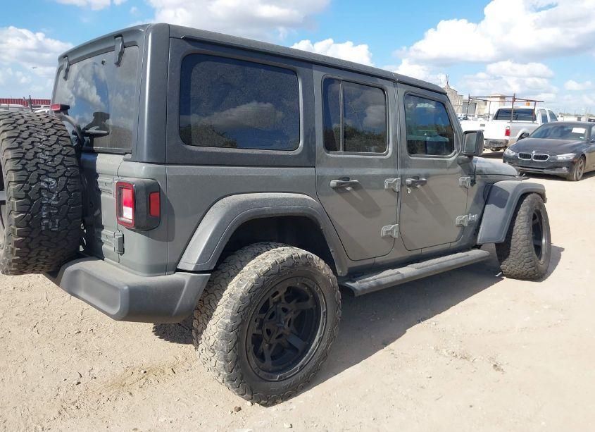 Photo 4 of 2019 Jeep Wrangler UNLIMITED SPORT S 4X4 (VIN 1C4HJXDG3KW565617)