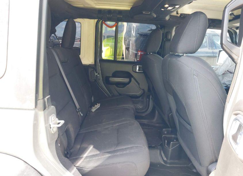 Photo 8 of 2019 Jeep Wrangler UNLIMITED SPORT S 4X4 (VIN 1C4HJXDG3KW565617)