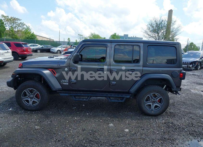 Photo 14 of 2019 Jeep Wrangler UNLIMITED SPORT S 4X4 (VIN 1C4HJXDG3KW569389)