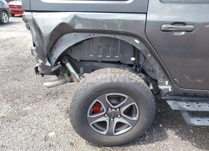 Photo 17 of 2019 Jeep Wrangler UNLIMITED SPORT S 4X4 (VIN 1C4HJXDG3KW569389)