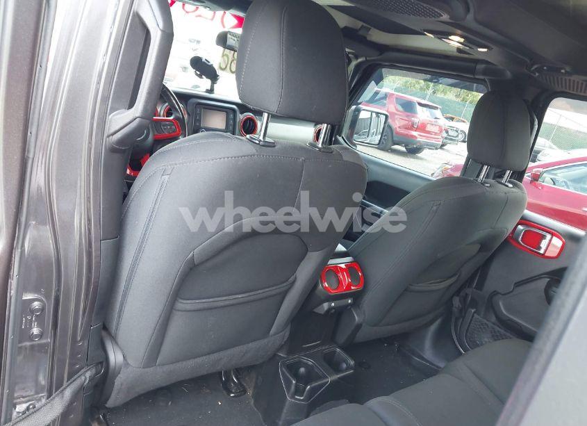 Photo 20 of 2019 Jeep Wrangler UNLIMITED SPORT S 4X4 (VIN 1C4HJXDG3KW569389)