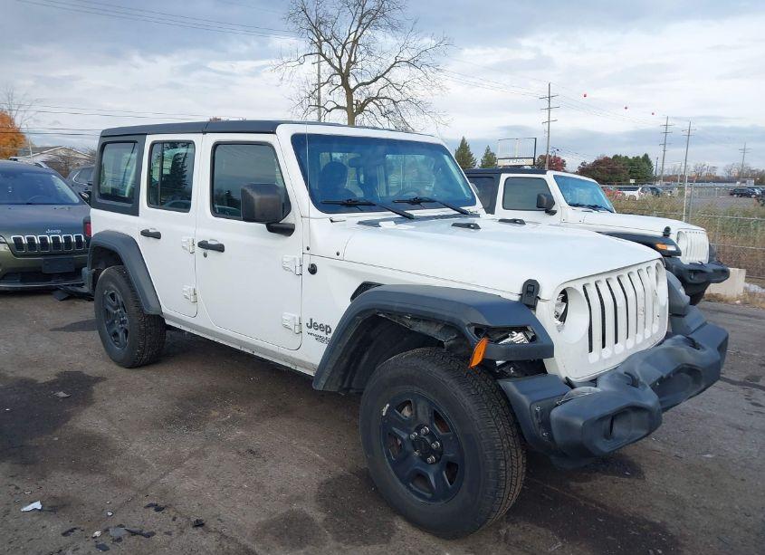 2019 Jeep Wrangler UNLIMITED SPORT 4X4 (VIN 1C4HJXDG3KW613097) main photo