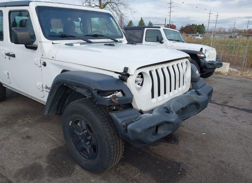 Photo 6 of 2019 Jeep Wrangler UNLIMITED SPORT 4X4 (VIN 1C4HJXDG3KW613097)