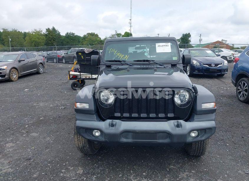 Photo 12 of 2019 Jeep Wrangler UNLIMITED SPORT S 4X4 (VIN 1C4HJXDG3KW627467)