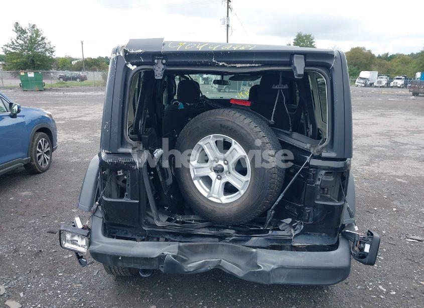 Photo 16 of 2019 Jeep Wrangler UNLIMITED SPORT S 4X4 (VIN 1C4HJXDG3KW627467)