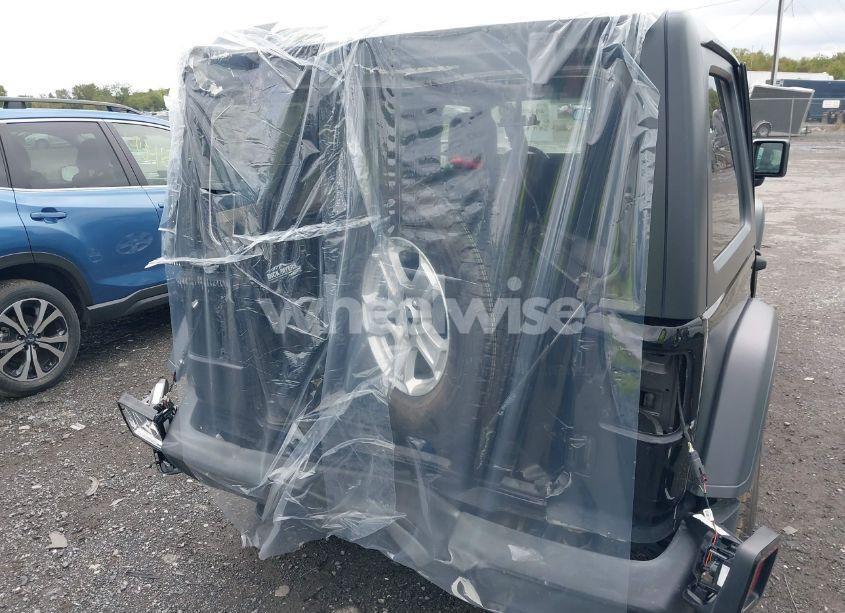 Photo 6 of 2019 Jeep Wrangler UNLIMITED SPORT S 4X4 (VIN 1C4HJXDG3KW627467)