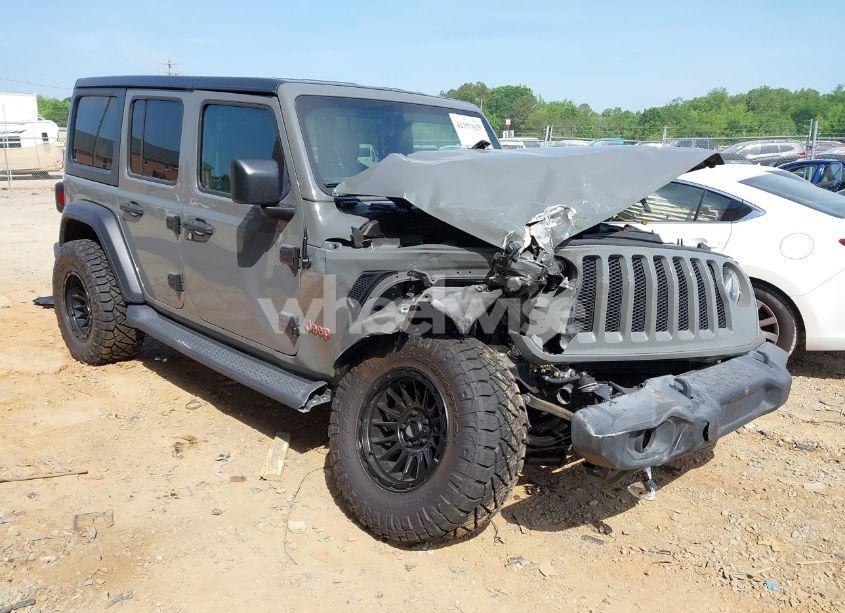 2019 Jeep Wrangler UNLIMITED SPORT S 4X4 (VIN 1C4HJXDG3KW662946) main photo