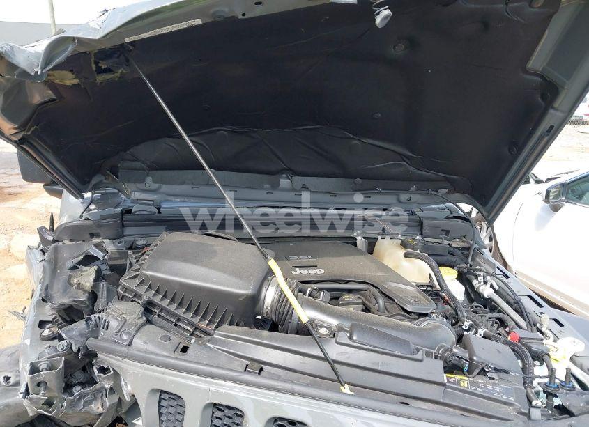 Photo 10 of 2019 Jeep Wrangler UNLIMITED SPORT S 4X4 (VIN 1C4HJXDG3KW662946)