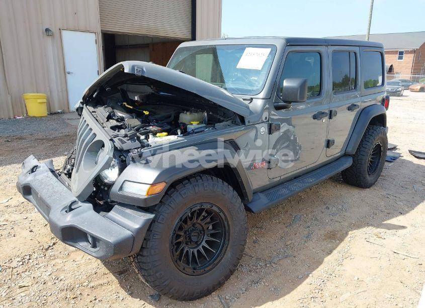 Photo 2 of 2019 Jeep Wrangler UNLIMITED SPORT S 4X4 (VIN 1C4HJXDG3KW662946)