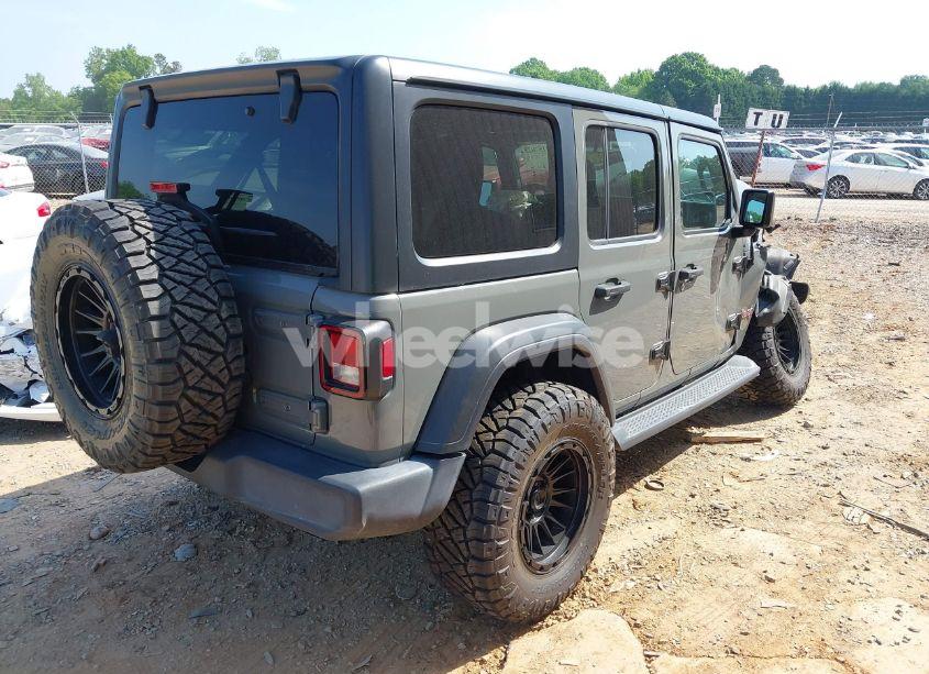 Photo 4 of 2019 Jeep Wrangler UNLIMITED SPORT S 4X4 (VIN 1C4HJXDG3KW662946)