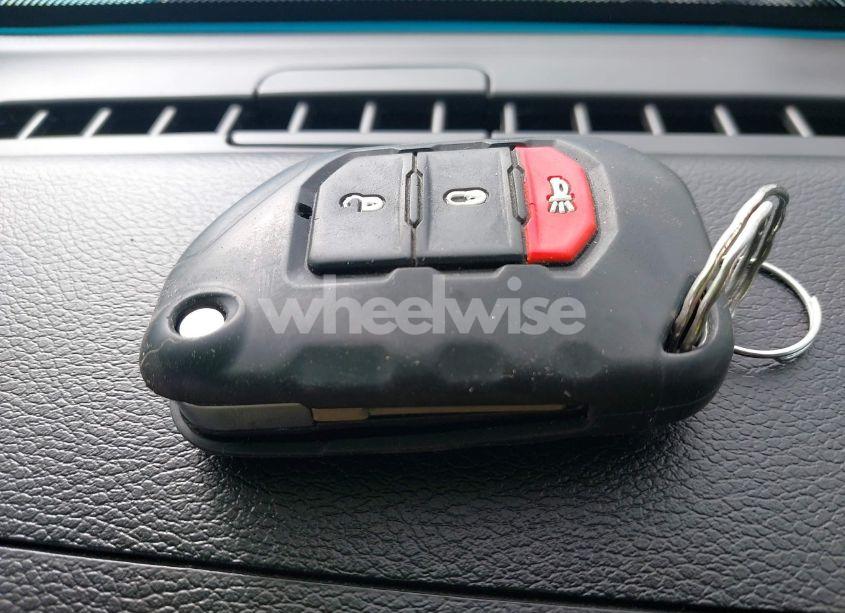 Photo 11 of 2019 Jeep Wrangler UNLIMITED SPORT S 4X4 (VIN 1C4HJXDG3KW669444)