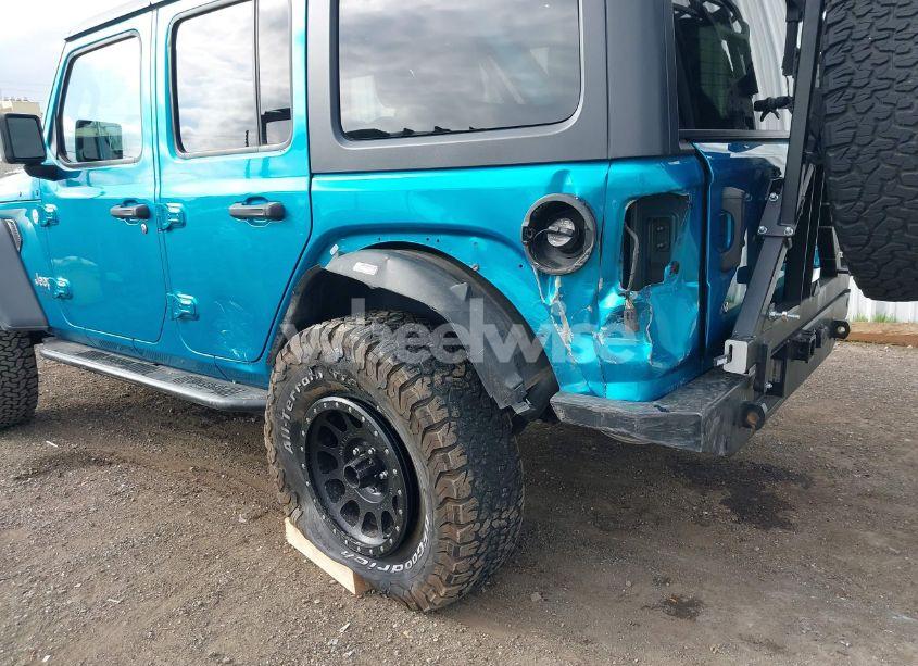 Photo 6 of 2019 Jeep Wrangler UNLIMITED SPORT S 4X4 (VIN 1C4HJXDG3KW669444)