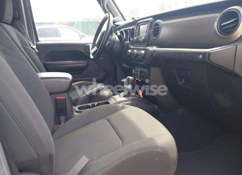 Photo 5 of 2020 Jeep Wrangler UNLIMITED SPORT S 4X4 (VIN 1C4HJXDG3LW298223)