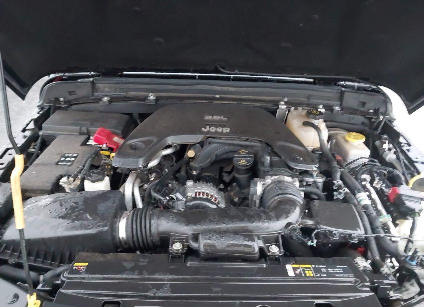 Photo 10 of 2020 Jeep Wrangler UNLIMITED SPORT ALTITUDE 4X4 (VIN 1C4HJXDG3LW329616)