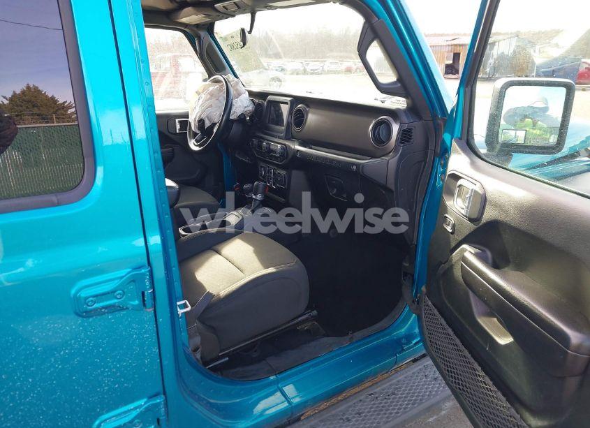 Photo 5 of 2020 Jeep Wrangler UNLIMITED SPORT S 4X4 (VIN 1C4HJXDG3LW332029)