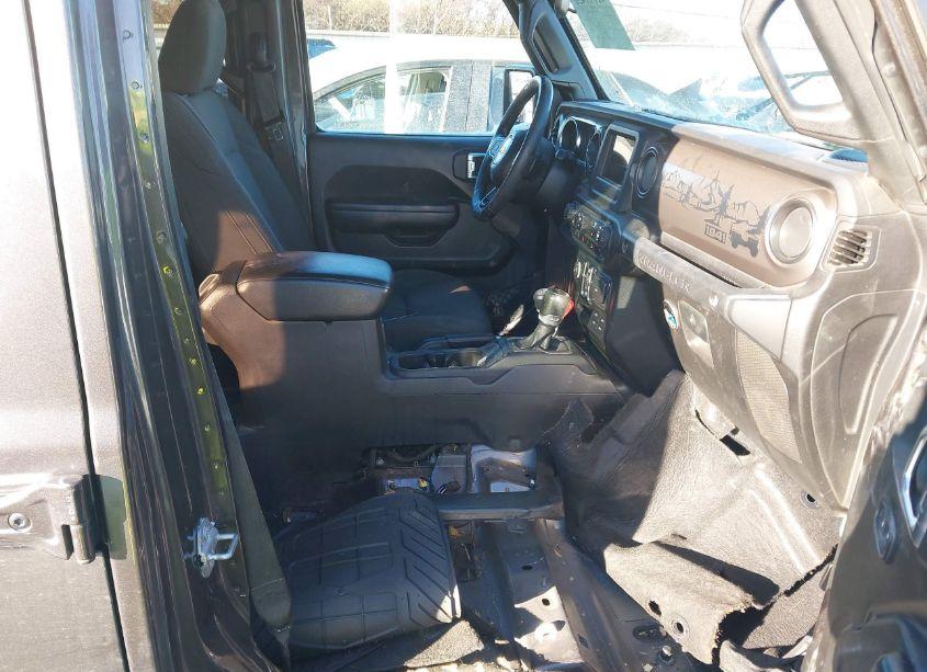 Photo 5 of 2021 Jeep Wrangler UNLIMITED WILLYS 4X4 (VIN 1C4HJXDG3MW535861)