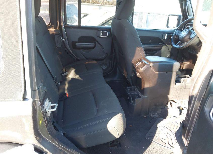 Photo 8 of 2021 Jeep Wrangler UNLIMITED WILLYS 4X4 (VIN 1C4HJXDG3MW535861)
