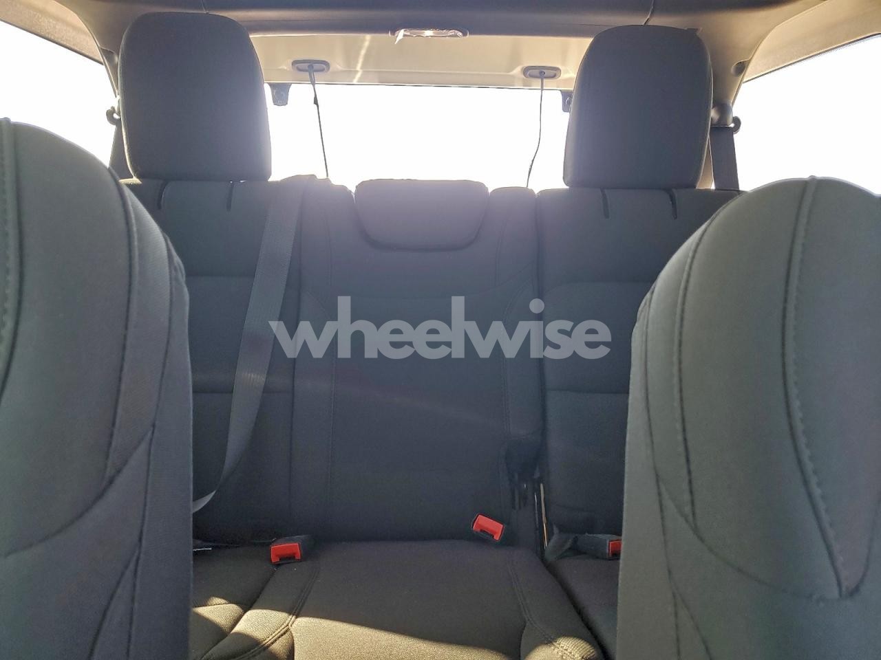 Photo 10 of 2022 JEEP WRANGLER UNLIMITED SPORT (VIN 1C4HJXDG3NW164671)