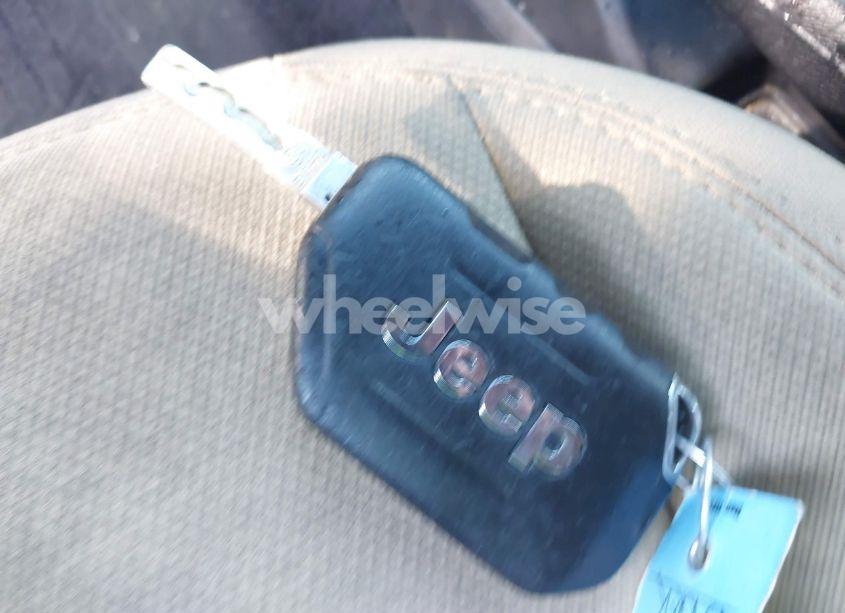 Photo 11 of 2018 Jeep Wrangler UNLIMITED SPORT 4X4 (VIN 1C4HJXDG4JW150840)