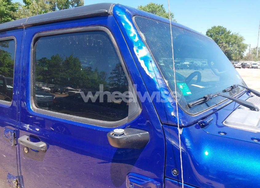 Photo 6 of 2018 Jeep Wrangler UNLIMITED SPORT 4X4 (VIN 1C4HJXDG4JW179772)