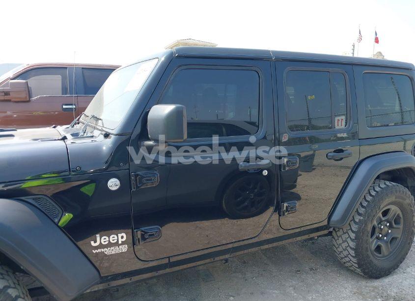 Photo 14 of 2018 Jeep Wrangler UNLIMITED SPORT 4X4 (VIN 1C4HJXDG4JW191470)