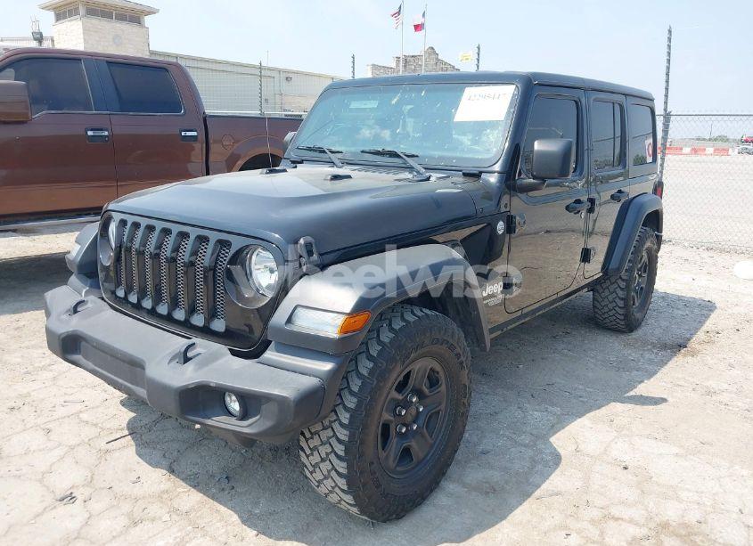 Photo 2 of 2018 Jeep Wrangler UNLIMITED SPORT 4X4 (VIN 1C4HJXDG4JW191470)