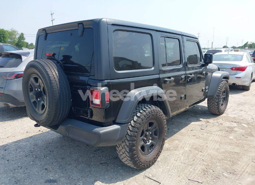 Photo 4 of 2018 Jeep Wrangler UNLIMITED SPORT 4X4 (VIN 1C4HJXDG4JW191470)