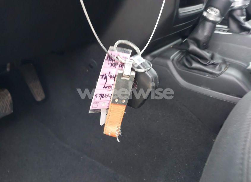 Photo 11 of 2019 Jeep Wrangler UNLIMITED SPORT S 4X4 (VIN 1C4HJXDG4KW518726)