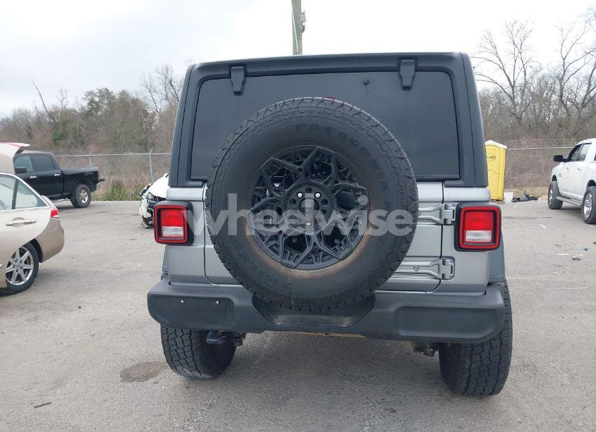 Photo 16 of 2019 Jeep Wrangler UNLIMITED SPORT S 4X4 (VIN 1C4HJXDG4KW518726)