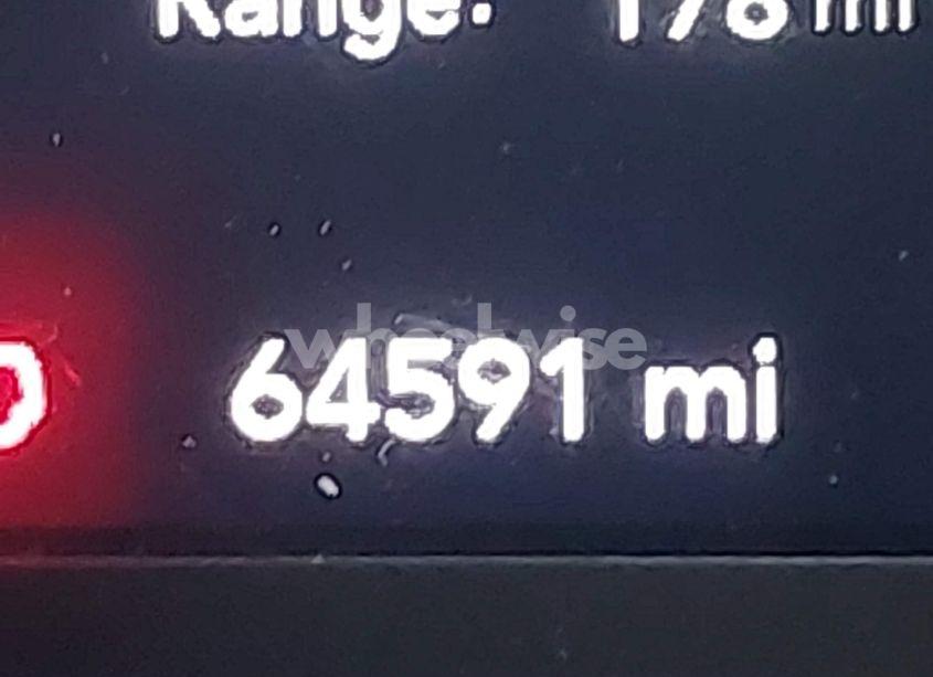 Photo 15 of 2019 Jeep Wrangler UNLIMITED SPORT S 4X4 (VIN 1C4HJXDG4KW661949)