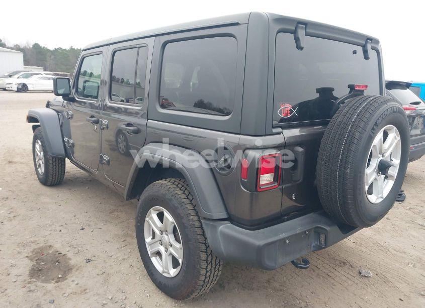 Photo 3 of 2019 Jeep Wrangler UNLIMITED SPORT S 4X4 (VIN 1C4HJXDG4KW661949)